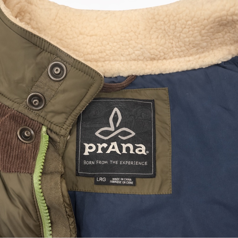 prAna Olive Quilted Puffer Vest Sherpa Lined Corduroy Trim‎ Size L NWOT - Picture 2 of 6